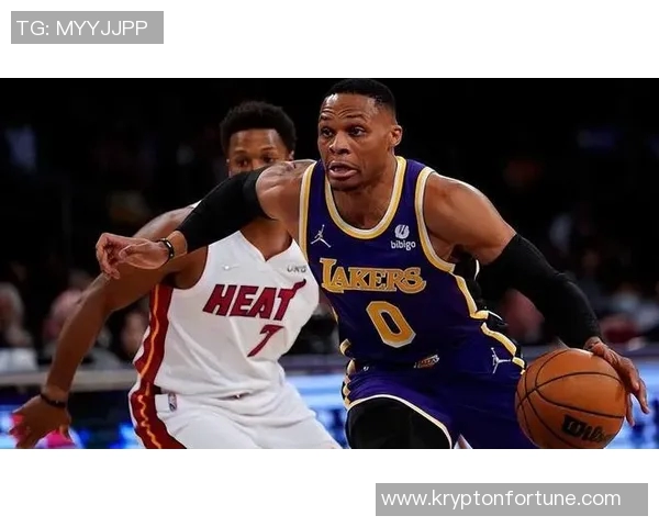 2020年10月1日湖人对热火精彩直播回顾与赛后分析